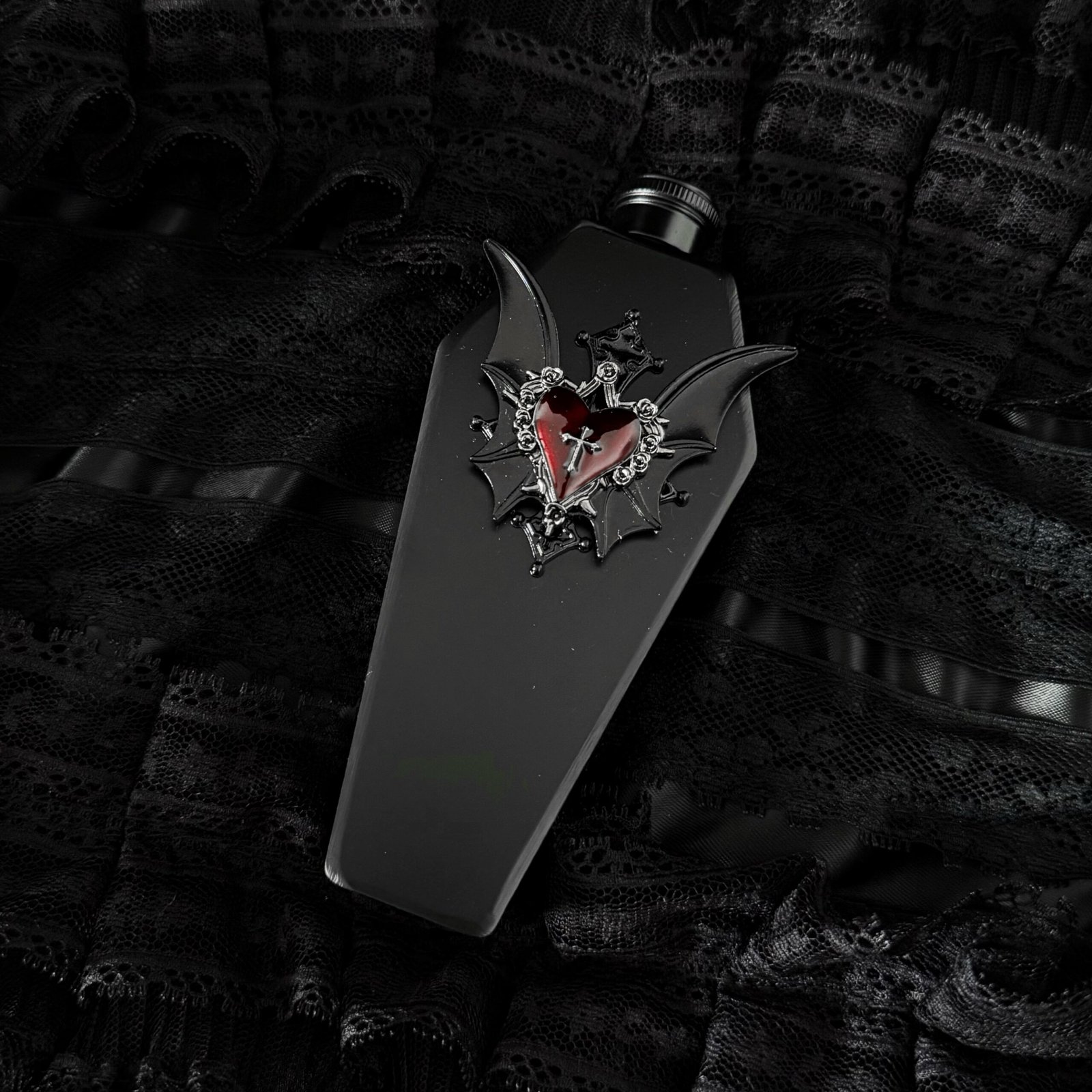 Blood Moon Gothic Stainless Steel Hip Flask - Image 3